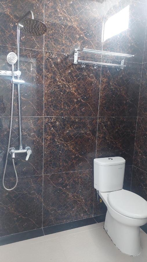 Hotel Wisma Mangurna Dolok Sanggul Luaran gambar
