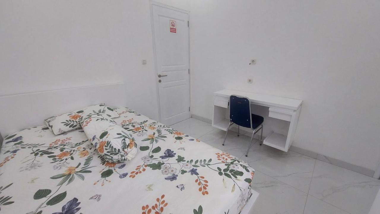 Hotel Wisma Mangurna Dolok Sanggul Luaran gambar